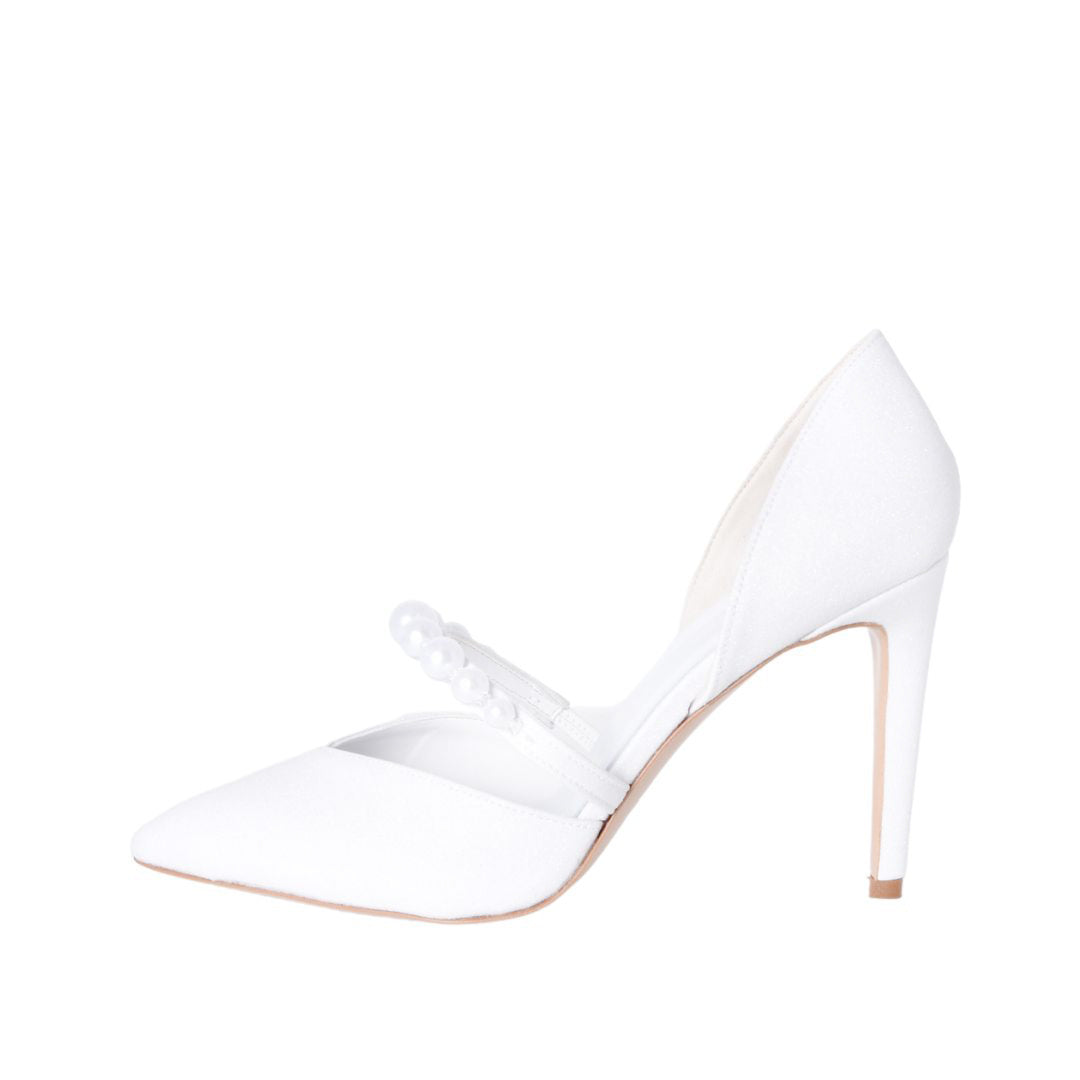 Scarpe da sposa a punta con perle sullo scollo –