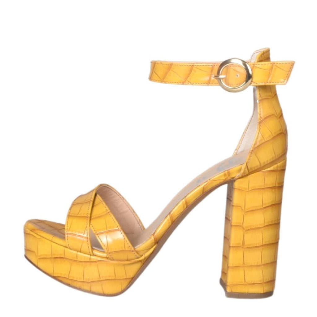 Sandali alti con plateau in cocco giallo made in italy studio creazioni